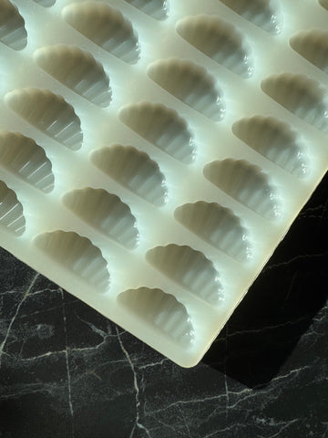 3mL Orange Slice Mold - 140 Cavities - 0